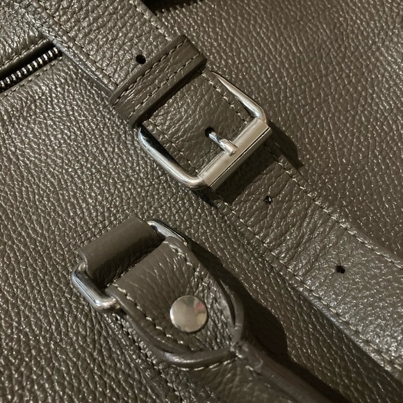 Doucal’s 1973 Men's Leather Duffel Overnight Bag - Picture 10 of 10